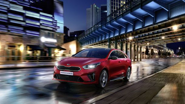 Kia ProCeed si Ceed GT sunt disponibile in Romania: hatchback-ul de performanta pleaca de la 22.800 de euro, iar shooting brake-ul de la 22.300 de euro