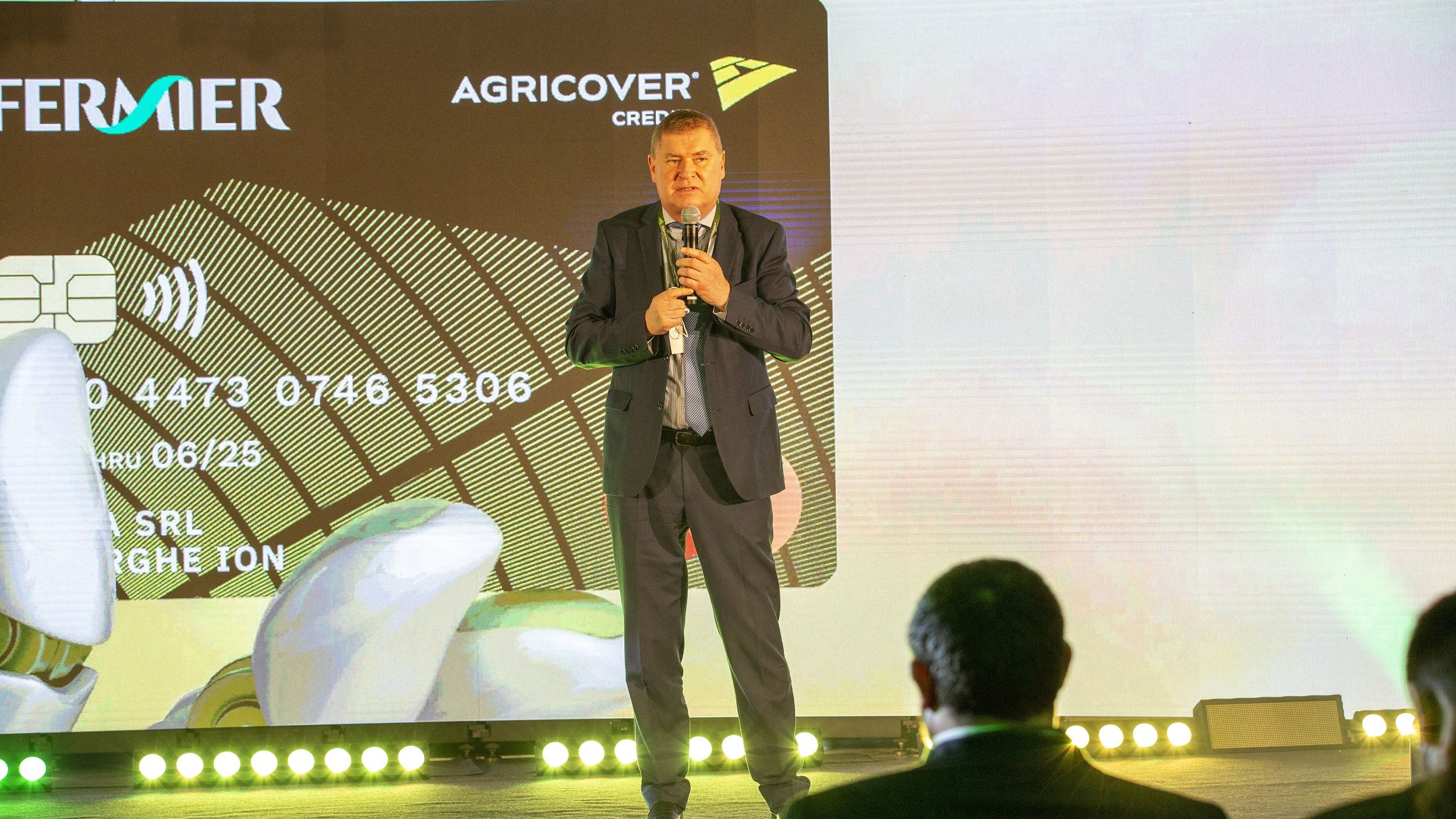 Agricover Credit IFN lansează FERMIER, primul card de credit pentru fermierii din România