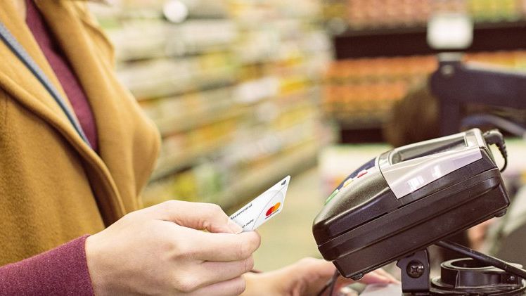 Mastercard si Carrefour Romania lanseaza programul "Mastercard - Plata in Rate"