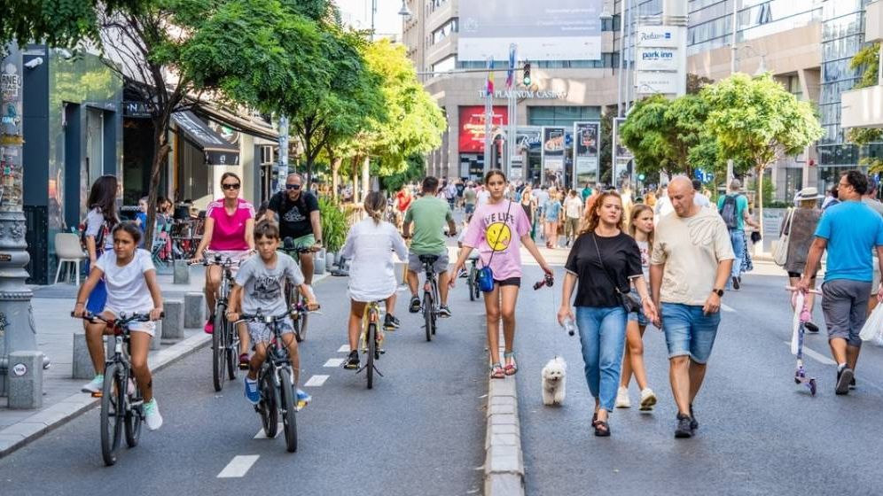 Raport Cushman & Wakefield: Calea Victoriei urcă două poziții în clasamentul celor mai scumpe artere comerciale din lume