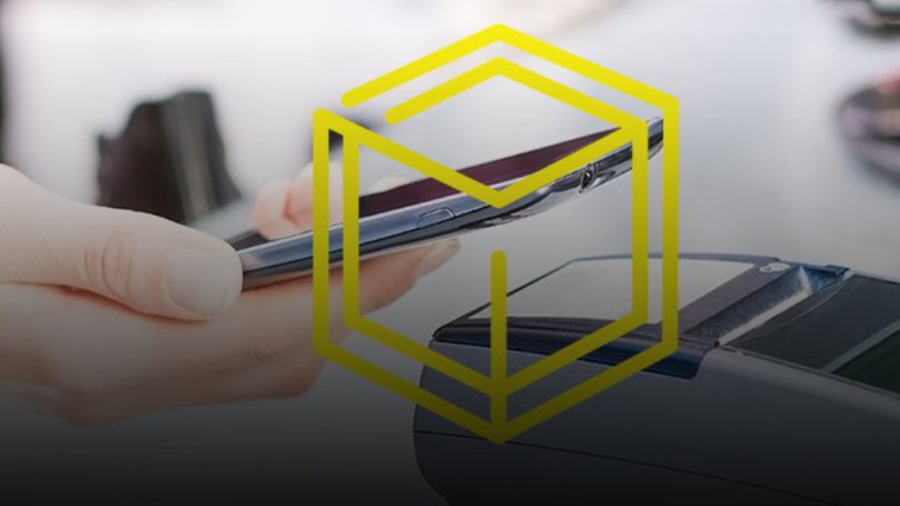 Raiffeisen Bank a anunțat 800.000 de clienți digitali activi. Câți dintre ei fac plăți cu telefonul mobil sau ceasul?