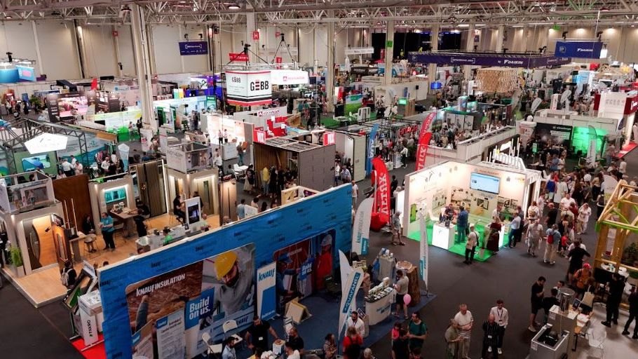 Peste 17.000 de vizitatori la cea de-a doua ediție a nZEB Expo București, cu o participare în creștere față de anul trecut