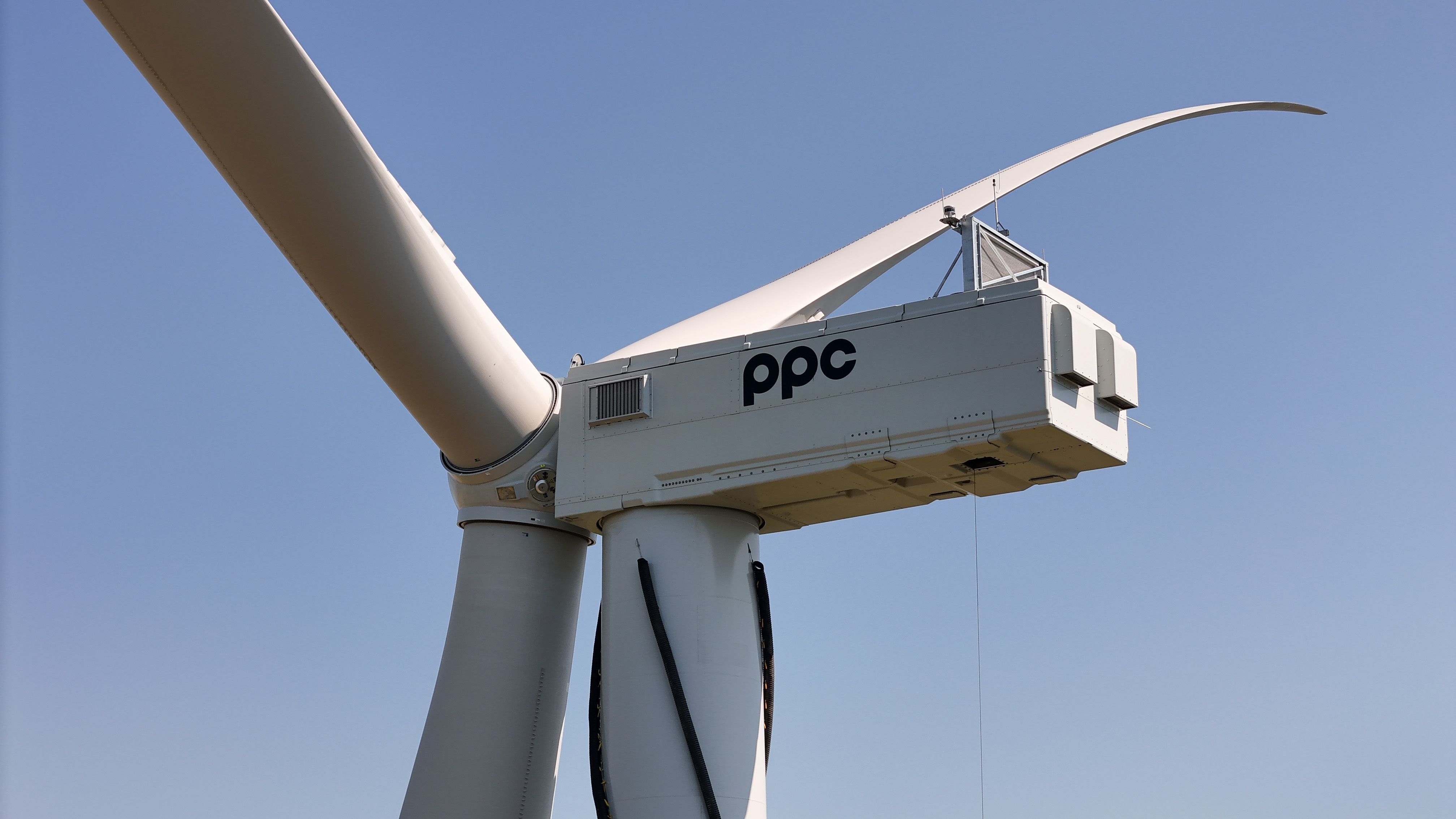 PPC Renewables România a instalat primele turbine pentru cel mai mare parc eolian din Moldova, în județul Vaslui