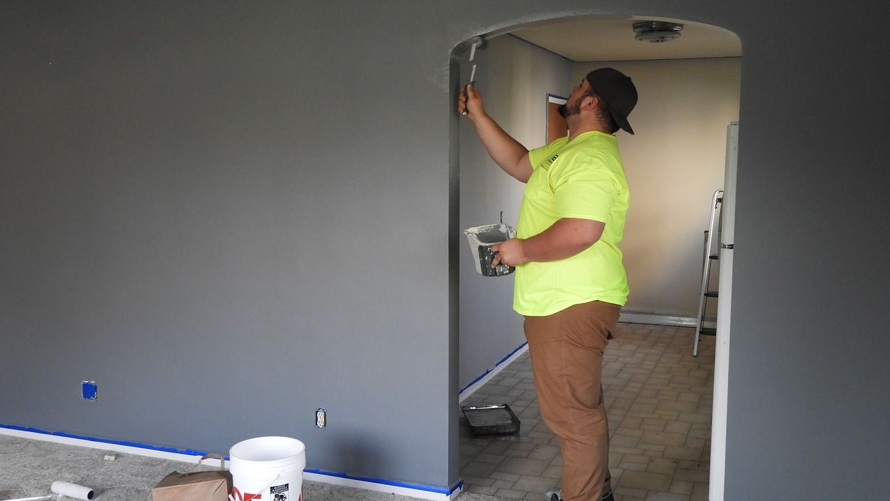 Studiu Elegance-Decor.ro: 46% dintre români alocă un buget de 5.000 de lei pentru renovarea locuinței o dată la 5 ani