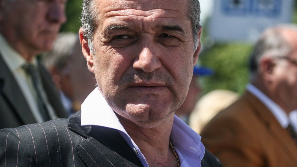 Becali la DNA, acuzat ca a primit bani de la nepot