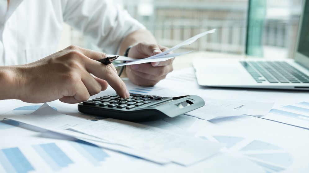 Agenție financiară: Criza guvernării este un risc pentru consolidarea fiscală