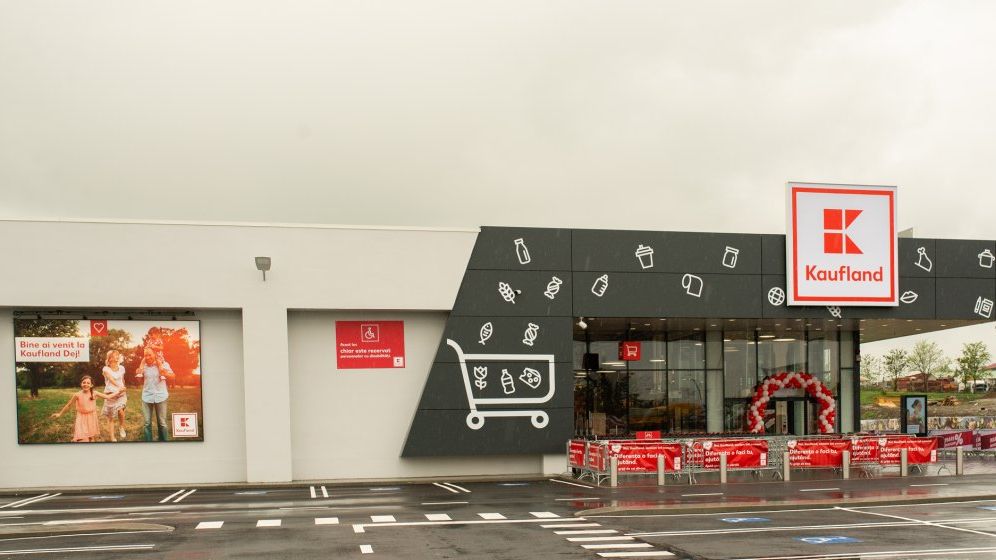 Kaufland dezvoltă primul program agricol pentru carne de porc românească