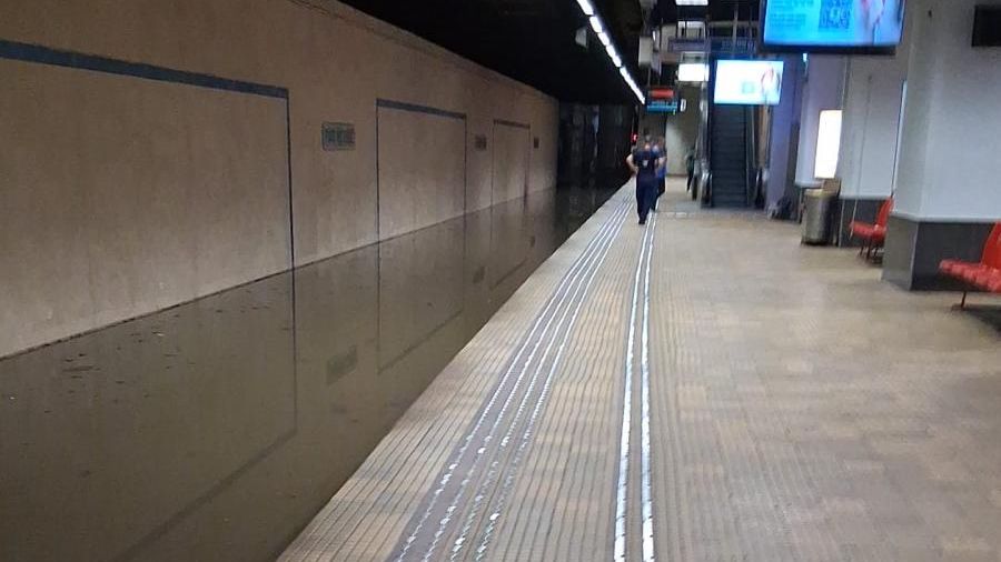 Cât mai durează până la redeschiderea stației de metrou Victoriei. Anunțul făcut de Radu Miruță