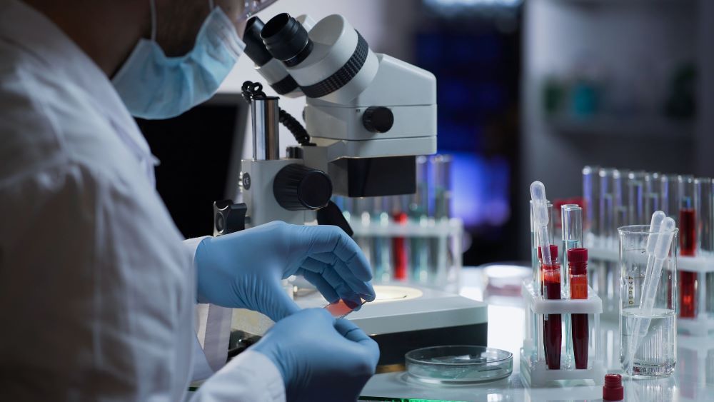 STUDIU MedLife: Răspunsul imun rămâne puternic chiar și după 6 luni de la rapel