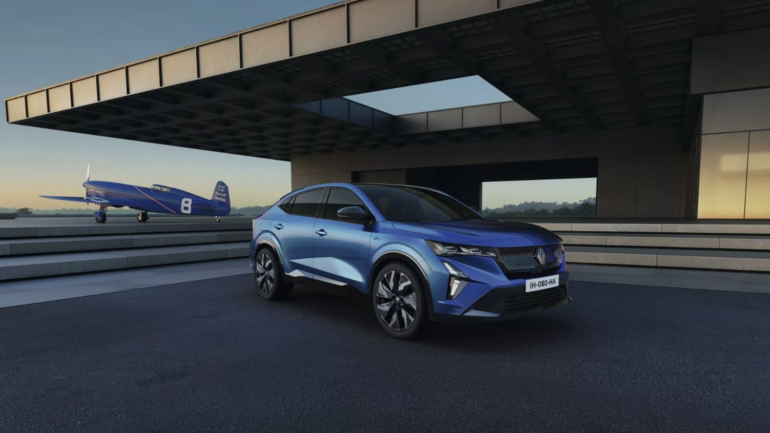 Noul vârf de gamă Renault este un SUV cu nume de avion de vânătoare