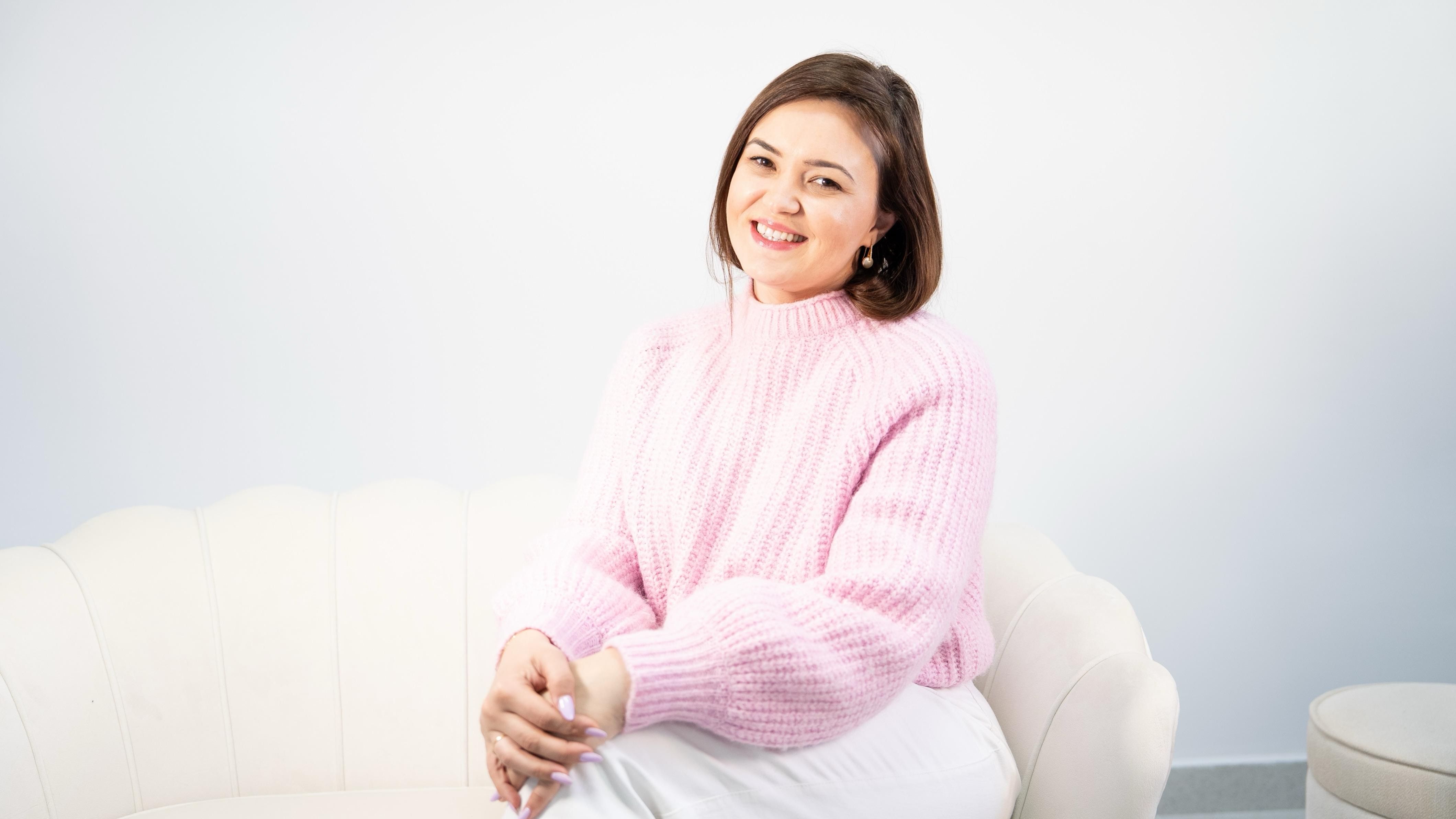 Maia Feloiu, On Heels PR: „Țin foarte mult să am o relație sinceră și destul de apropiată cu oamenii cu care lucrez!”