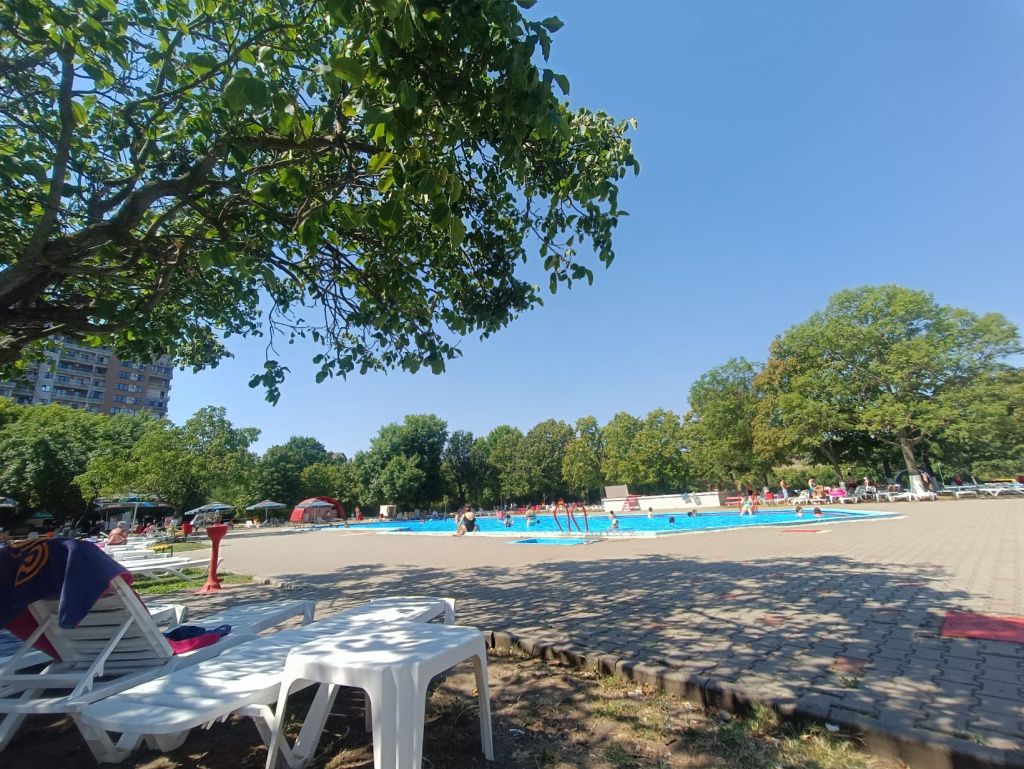 GALERIE FOTO | O zi la Ștrandul Văcărești, cu o bălăceală ca-n copilărie, dar cu prețuri " - Imagine 8