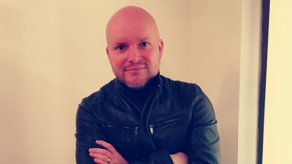 Eduard Petrescu, Invent Media: Revenirea în V adusă în discuție de politicieni pare hilară