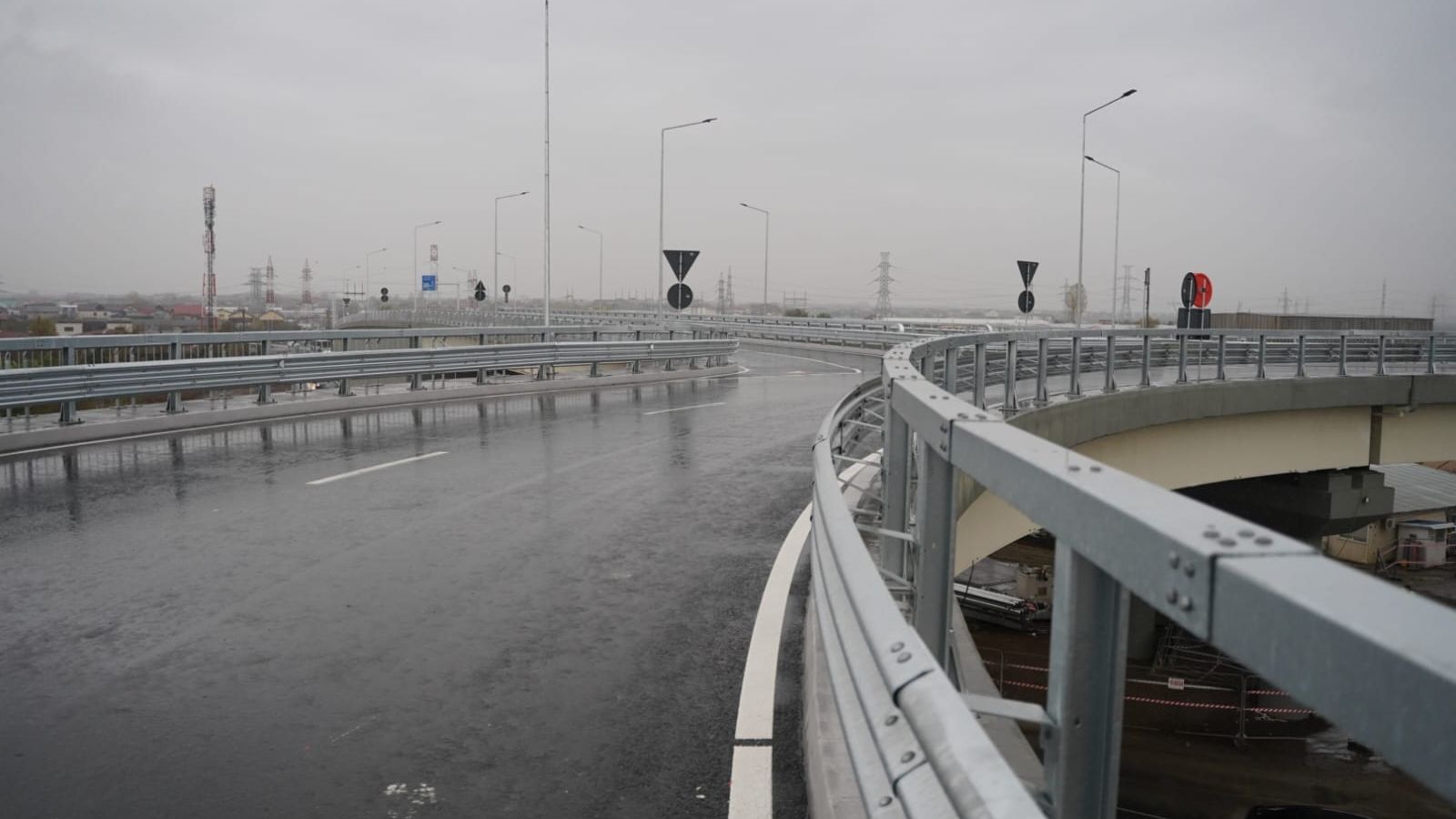 Pasajul Domnești a fost deschis circulației. Primele imagini