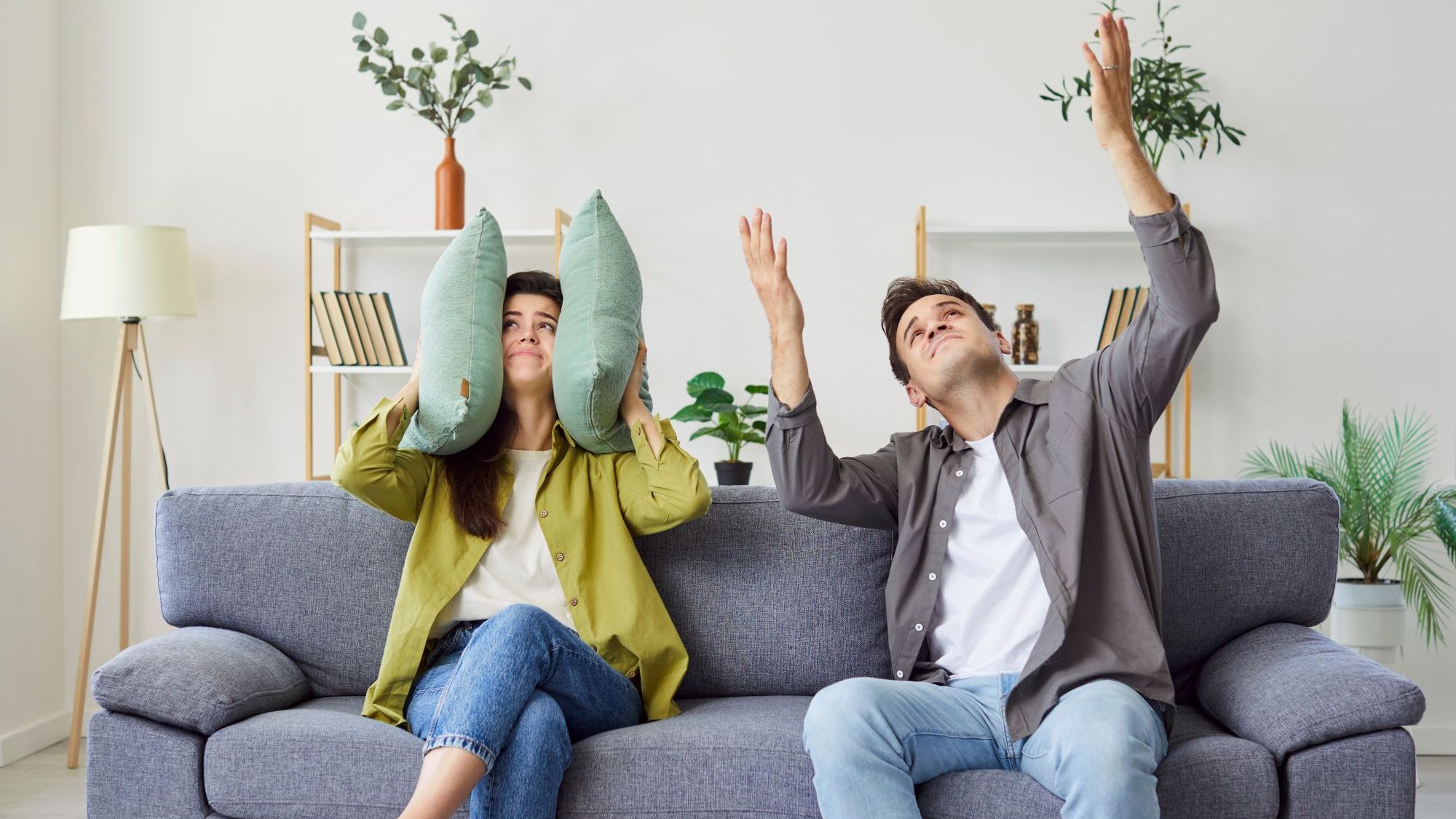 Sondaj: Cum arată vecinul ideal pentru români și ce îi deranjează cel mai mult