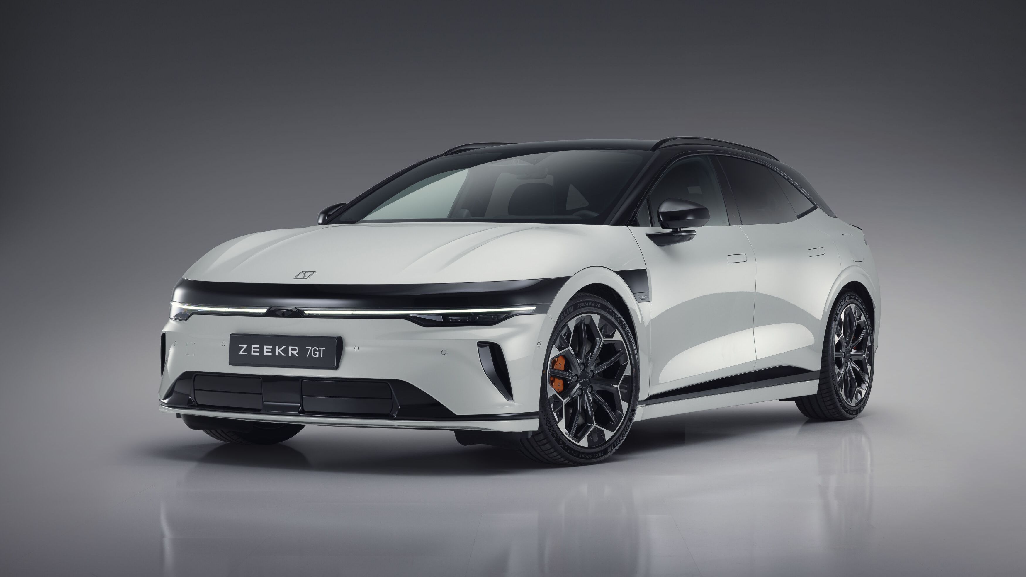 Cum vede un constructor auto din China design-ul care „vinde” în Europa: „Chinezii sunt mai atenți la detalii”
