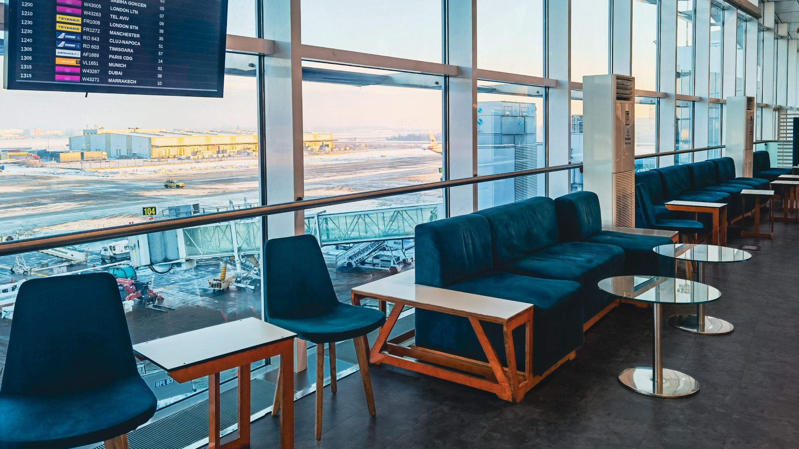 Lounge-urile de la Aeroportul „Henri Coandă” Otopeni vor fi modernizate. Licitația a fost deschisă