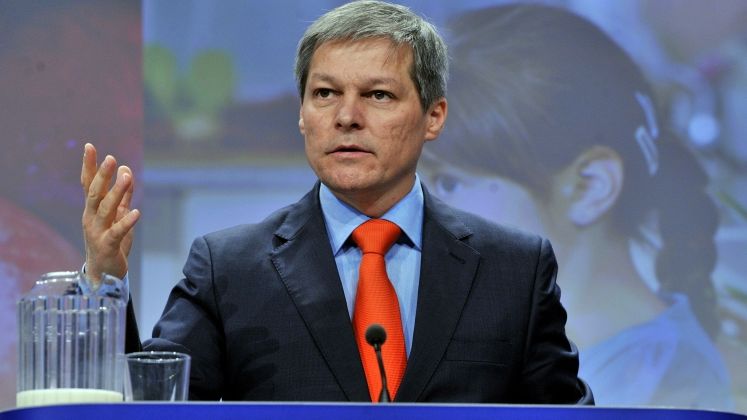 Dacian Ciolos: Am discutat la telefon cu premierul francez, face tot posibilul sa clarifice situatia romanilor disparuti la Nisa