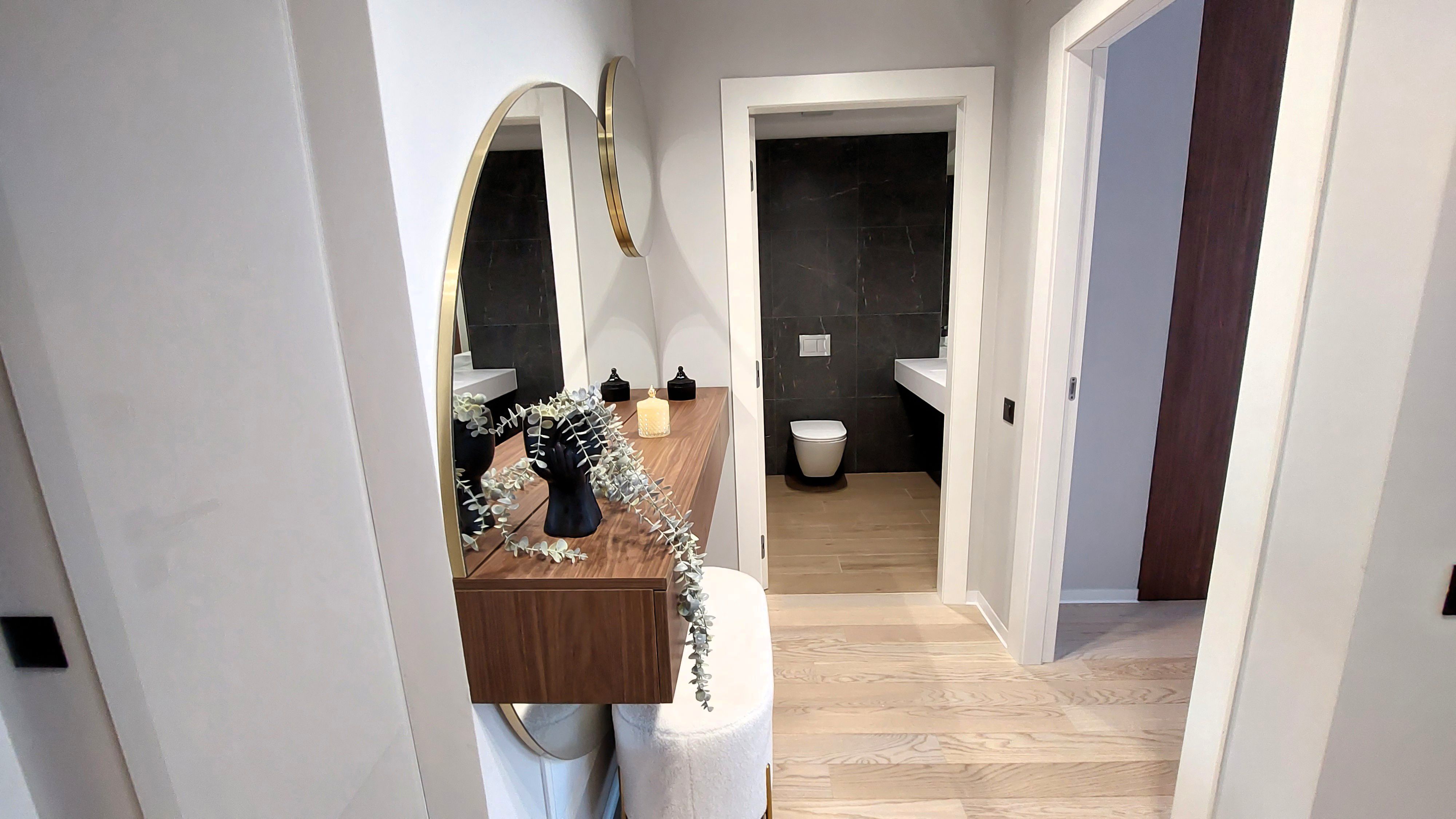 GALERIE FOTO | Cum arată un apartament nou de 2 camere, de peste 200.000 de euro, din nordul Capitalei - Poza 24