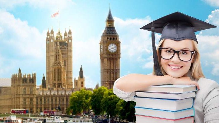 Vrei sa urmezi studiile postunivesitare in Marea Britanie? Poti imprumuta mai multi bani