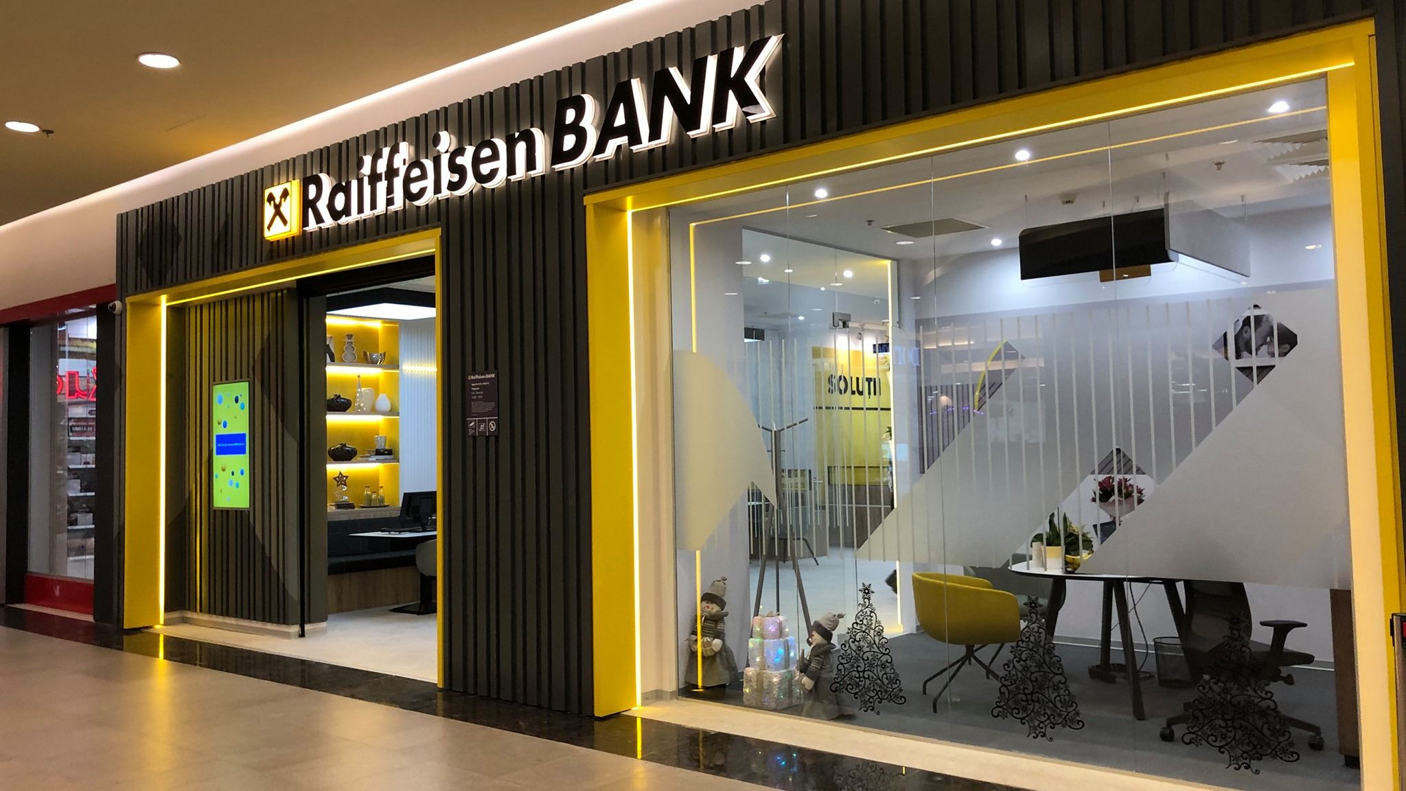 Raiffeisen Bank: Autoritățile române nu au făcut presiuni asupra noastră