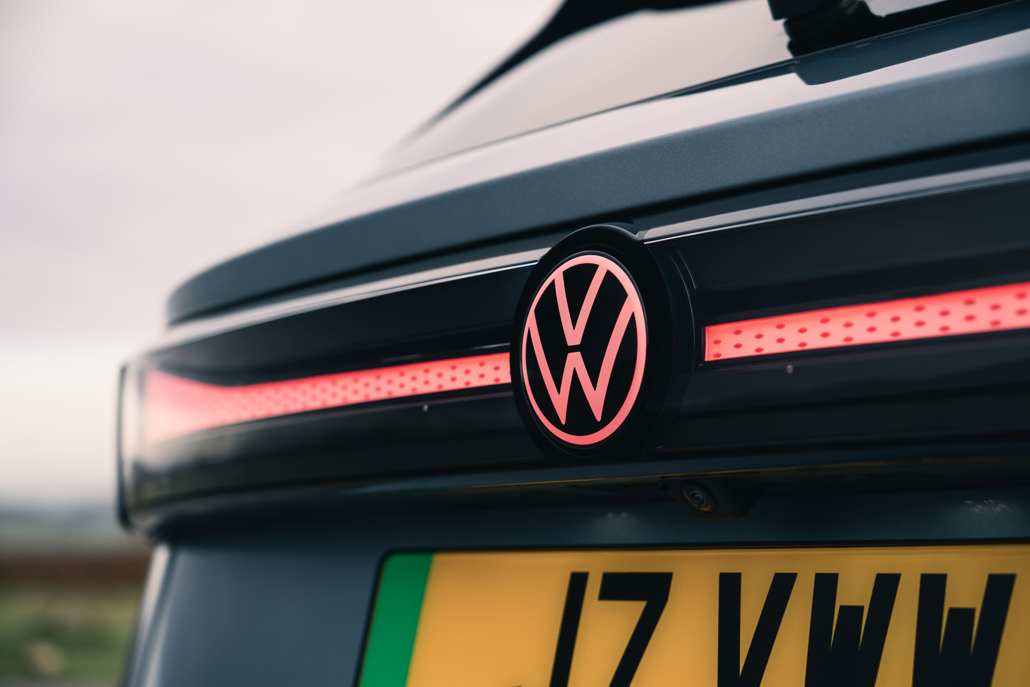 După ce i s-a refuzat planul agresiv de restructurare, șeful Volkswagen face un pas înapoi: Există măsuri mai „inteligente” decât închiderea de fabrici