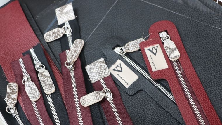 In vizita la Yvy Bags, fabrica de genti si accesorii cu o traditie de peste 40 de ani in marochinarie