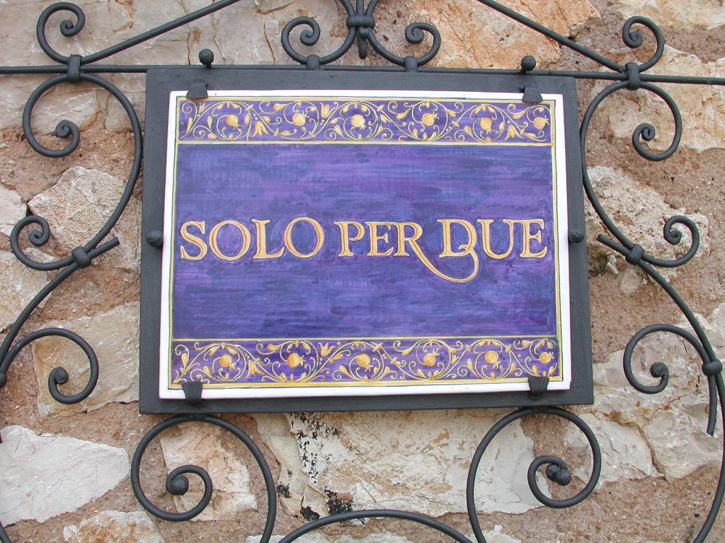 Cel mai mic restaurant din lume este în Italia, iar o masă costă peste 500 de euro. Rezervările - Imagine 4
