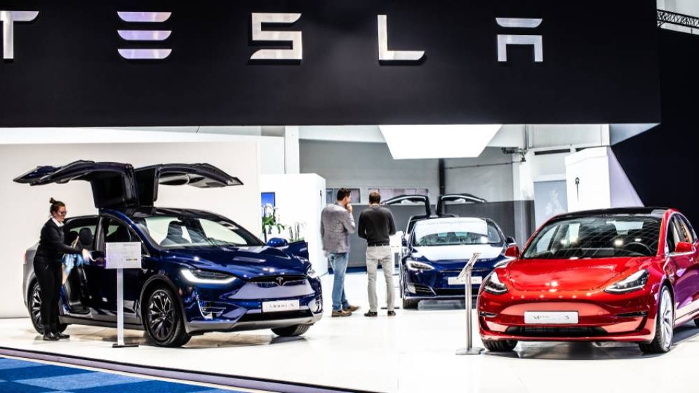 Vânzările Tesla, în continuă scădere în Europa. Unde nu se mai cumpără mașinile lui Musk
