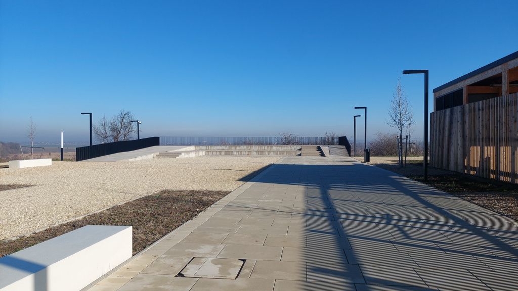 GALERIE FOTO | Cum arată "žacasă" la David Popovici, în complexul unde au numit o piscină dup - Imagine 26