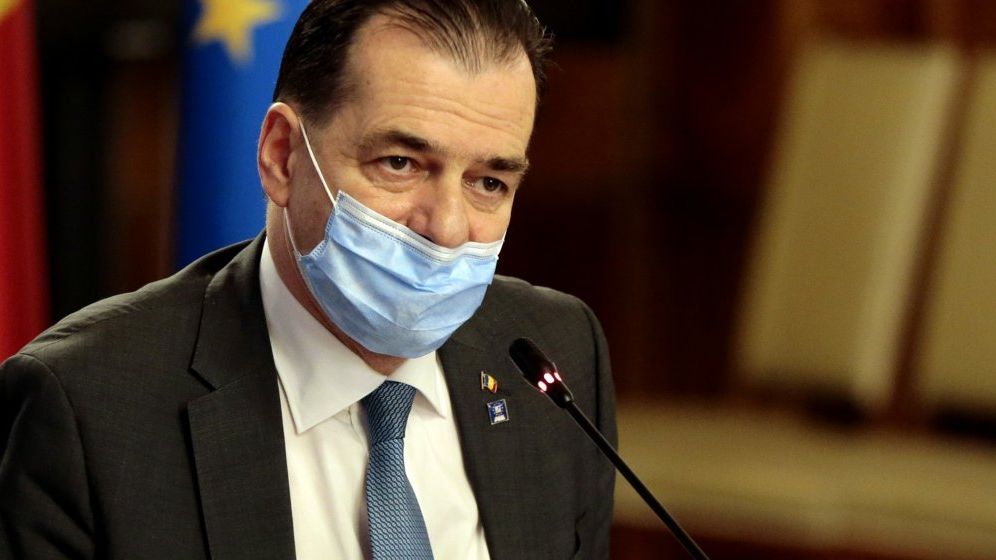 Ludovic Orban: Discutăm despre impunerea purtării măștii de protecție și în aer liber