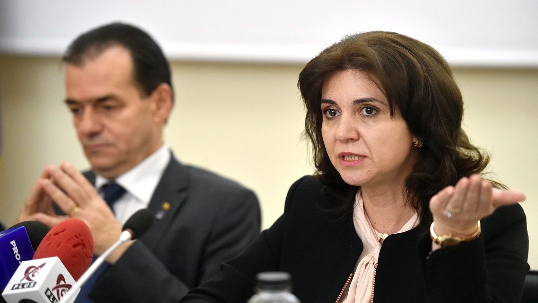 Ministerul Educatiei va lansa in consultare publica un proiect de debirocratizare a activitatii didactice