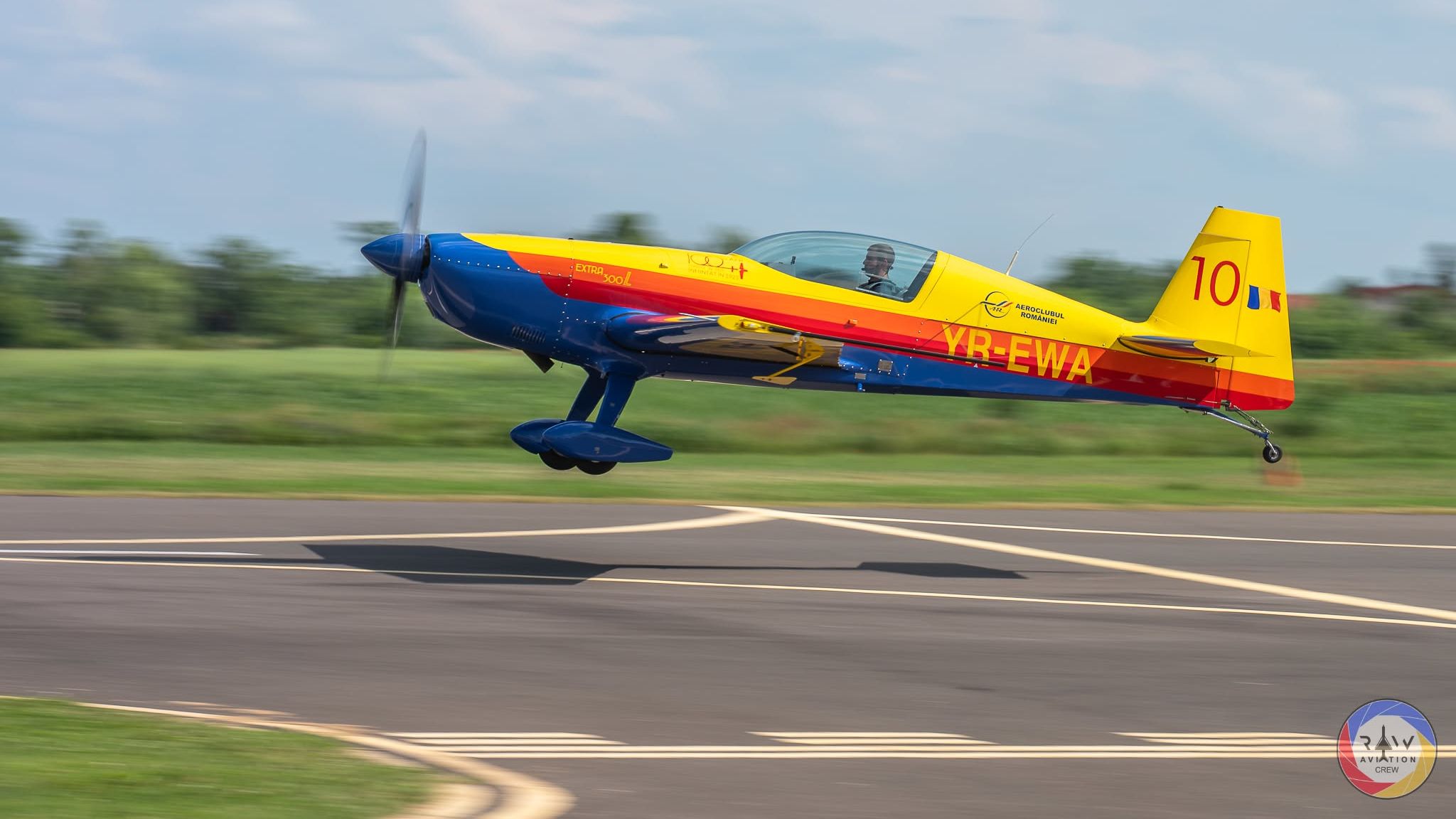 Clinceni Air Show 2026: acrobații aeriene, parașutiști și foc de artificii