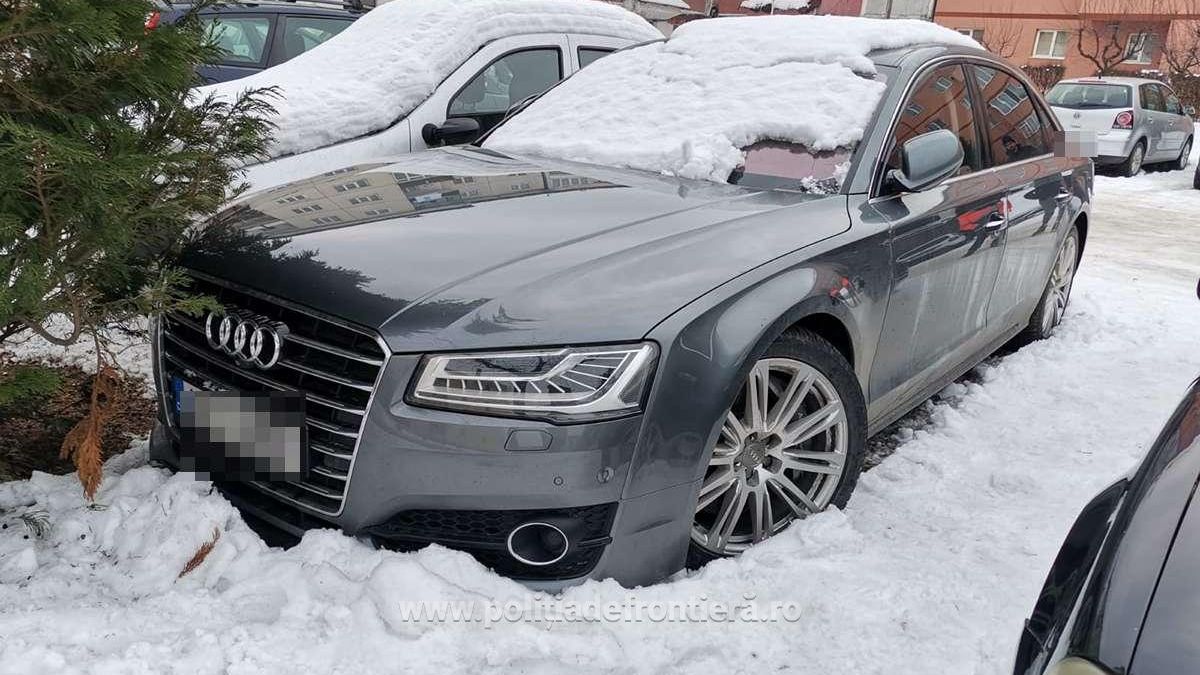 Un bolid în valoare de 33.000 de euro, semnalat furat din Cehia, descoperit la Sighetu Marmaţiei
