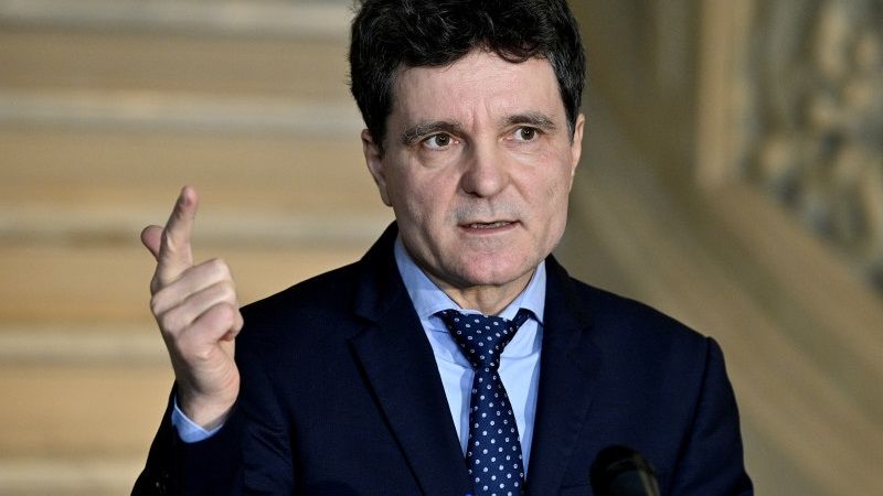 Nicușor Dan vrea să împace partidele: Sunt optimist că se va reveni la negocieri