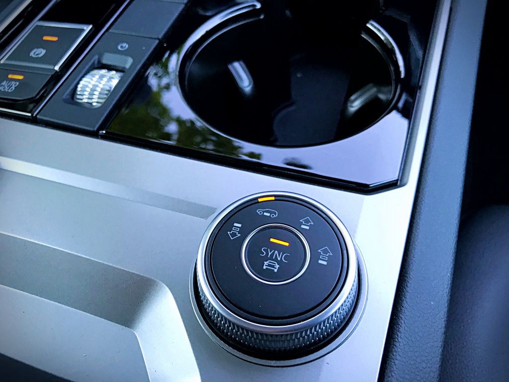 Volkswagen Touareg - Imagine 24