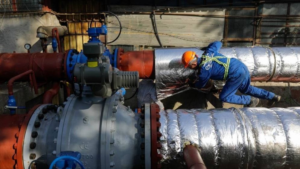 Aproape 500 de blocuri din Capitală, fără apă caldă și căldură, pentru lucrări la rețeaua de termoficare