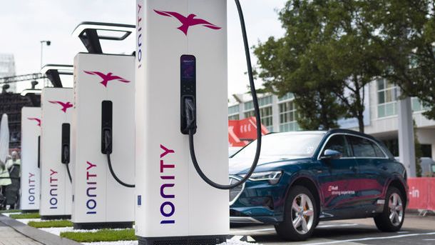 Reteaua europeana de statii Ionity scumpeste incarcarea masinilor electrice la 0.8 euro pe kWh: incarcarea unui Audi e-tron va costa 350 lei