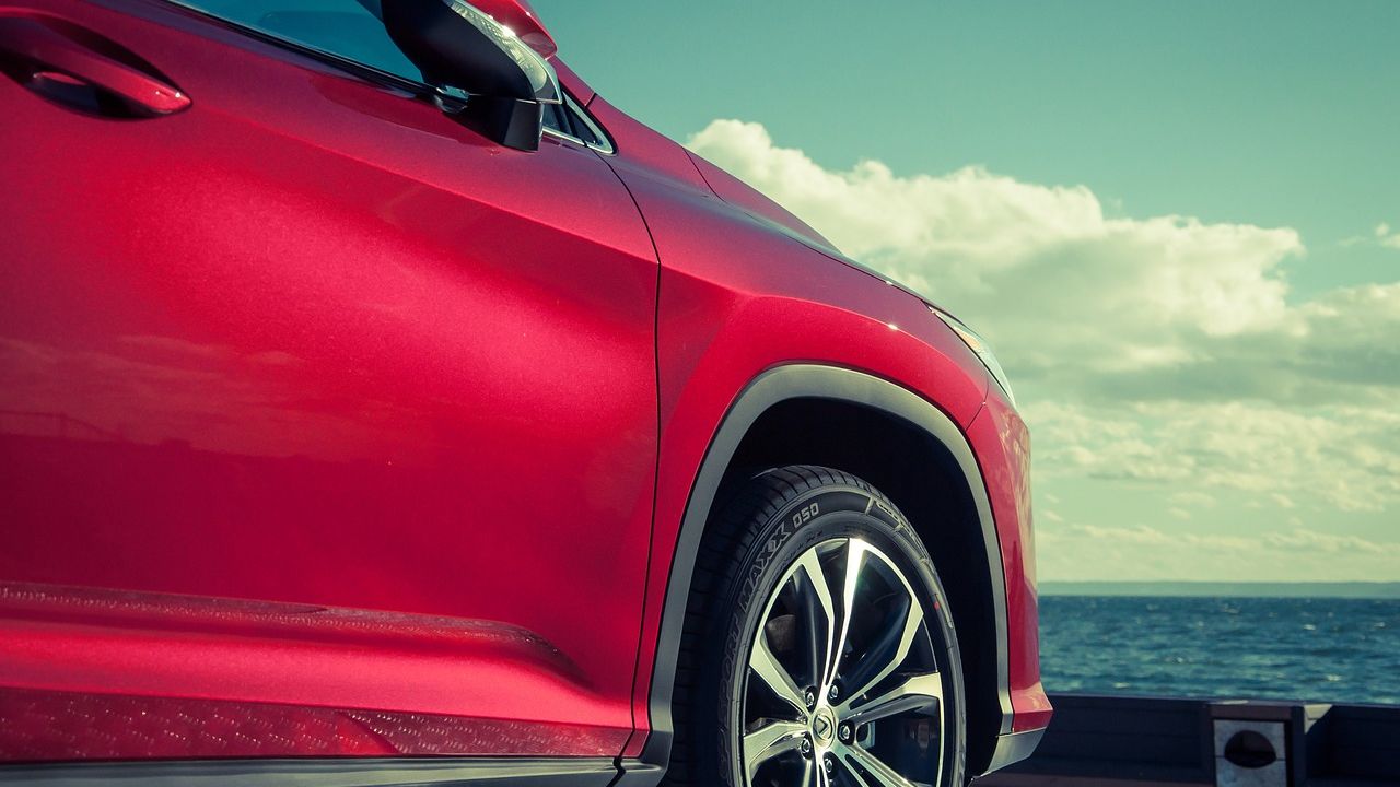 Lexus va prezenta primul model electric in 22 noiembrie