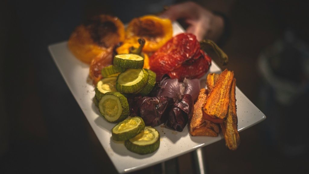 5 avantaje ale friteuzei cu aer cald