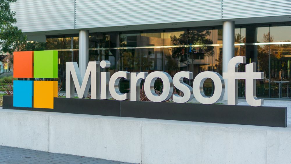 Microsoft a depasit, dupa multi ani, proprietarul Google, in topul celor mai valoroase companii din lume. Doar o intamplare sau strategie de business?