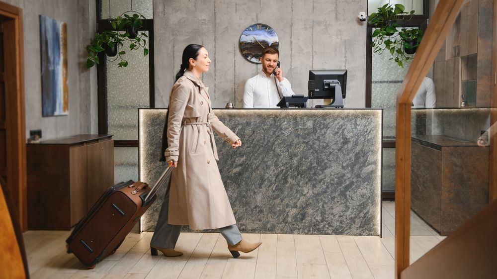 Noi reguli pentru hoteluri și pensiuni în România. Ce se schimbă după actualizarea normelor din turism