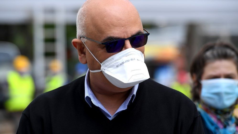 Raed Arafat după o vizită într-o benzinărie: Am pierdut o parte din populație. Tinerii cred că este o glumă