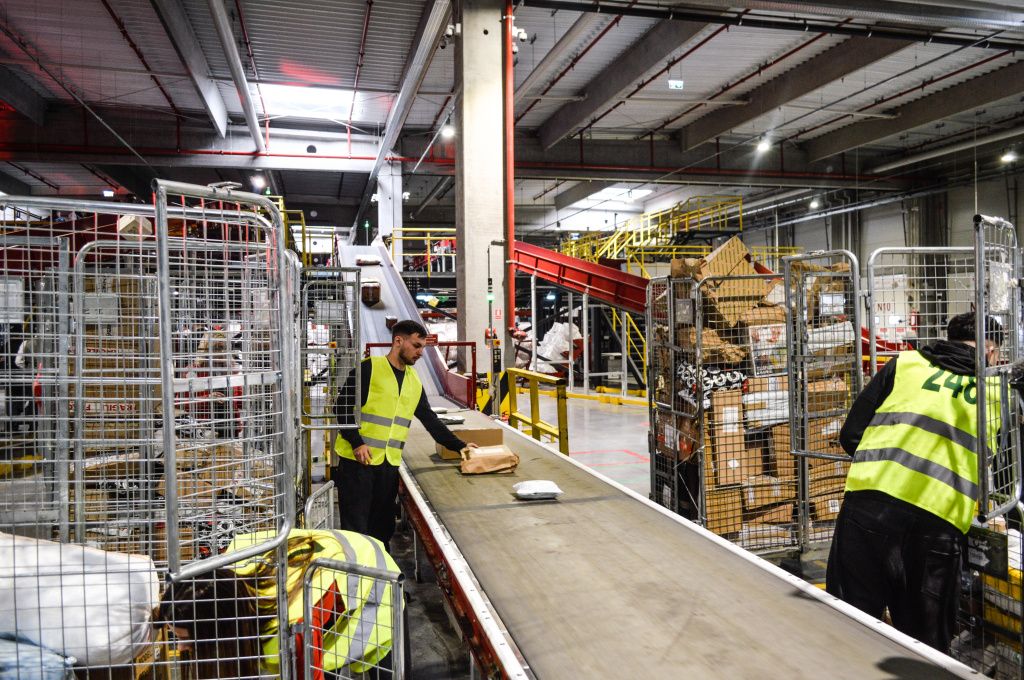 GALERIE FOTO | Cum arată cel mai mare centru logistic al Sameday - Imagine 3