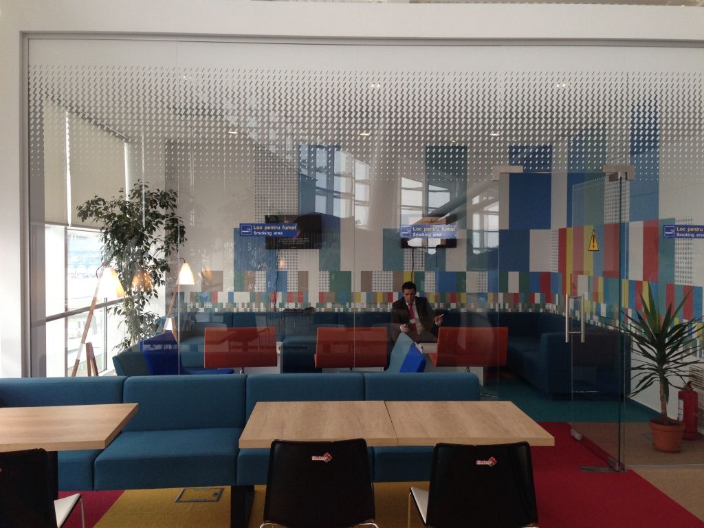 Salon Business Aeroportul Henri Coanda - Imagine 3
