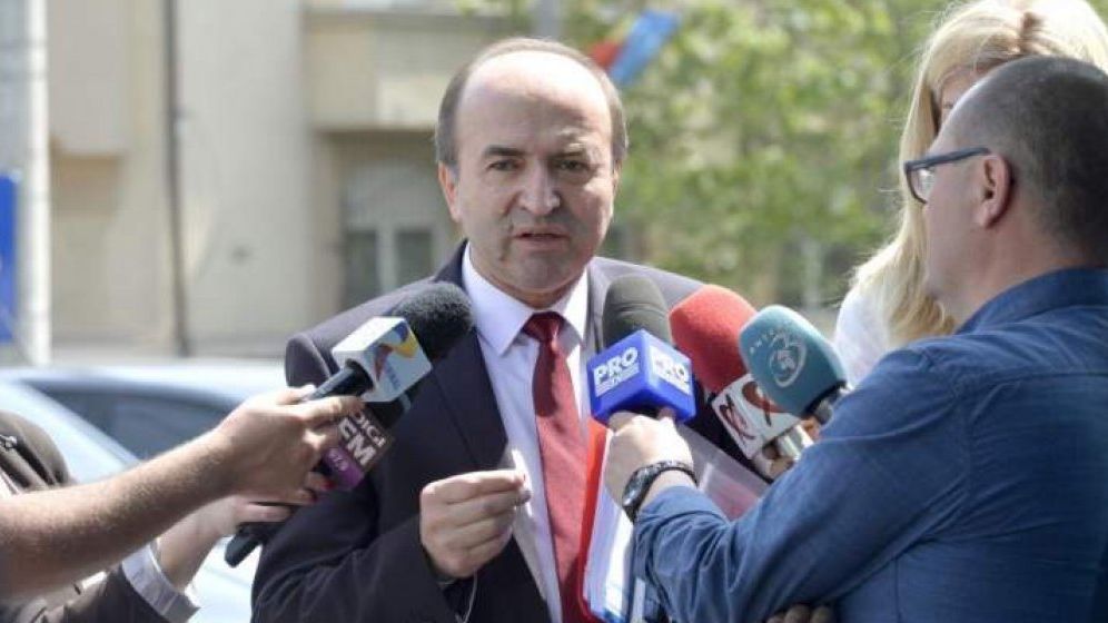 In cursa pentru sefia DNA nu s-a inscris nimeni, pana la acest moment. Reactia ministrului Justitiei
