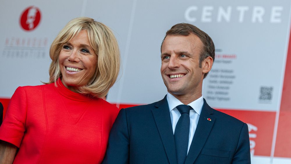 Proces inedit în SUA: Soții Macron aduc probe că Brigitte, soția președintelui francez, e femeie