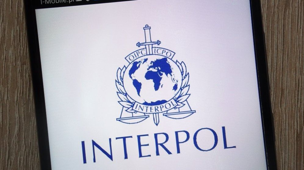 Interpol: Odată cu livrarea vaccinurilor, criminalitatea va crește dramatic