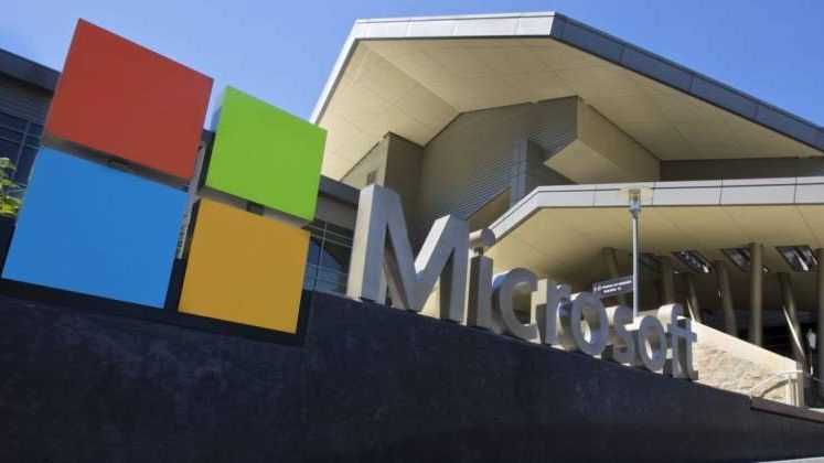 Microsoft a obtinut rezultate peste asteptari in trimestrul patru fiscal, sustinute de serviciile cloud