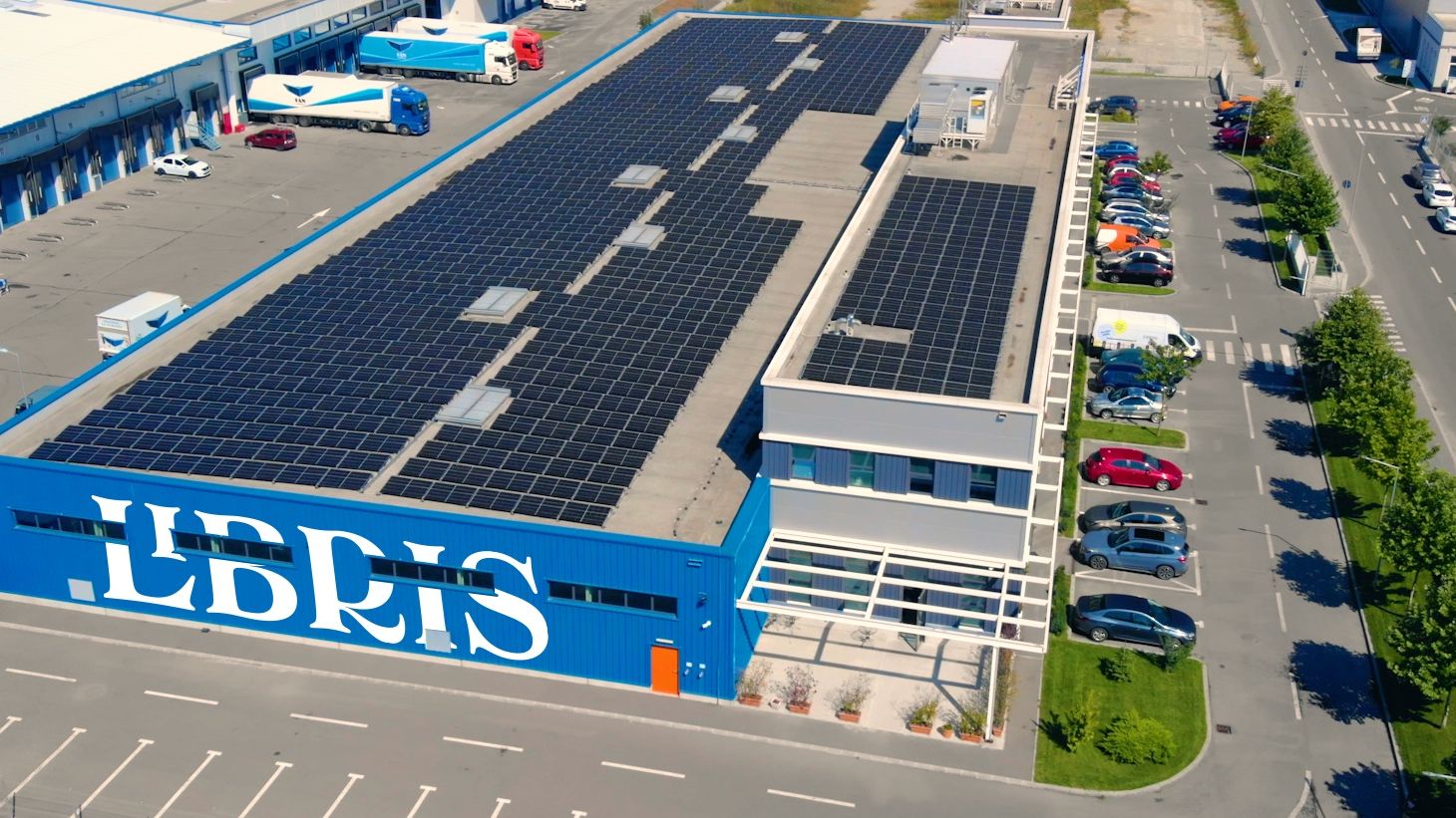 Depozitul verde: compania Libris investește 300.000 euro în panouri fotovoltaice și devine independentă energetic